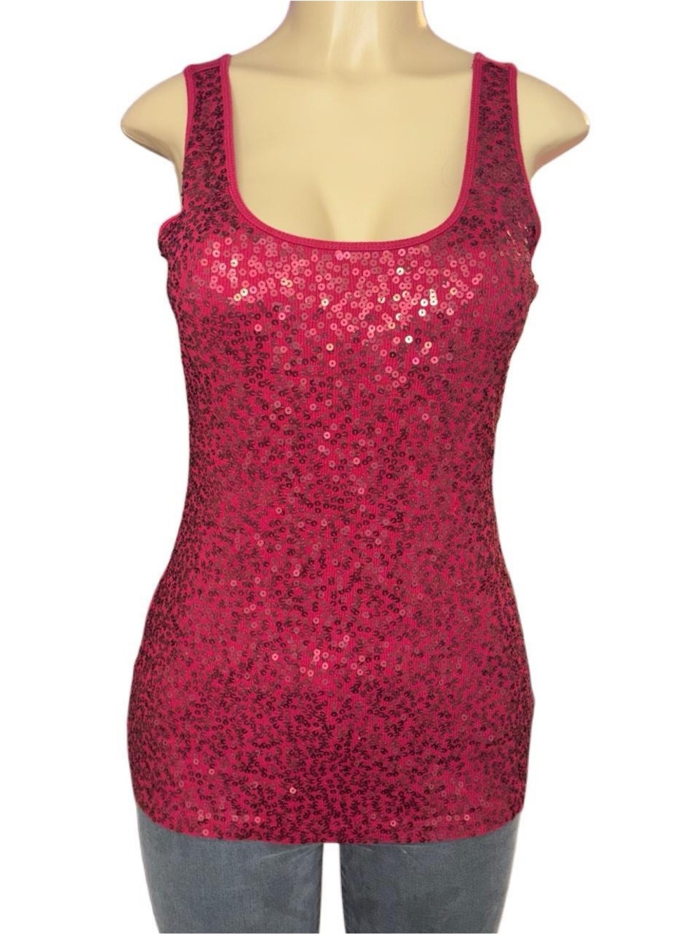 Express red sequin going out tank top 
Size large